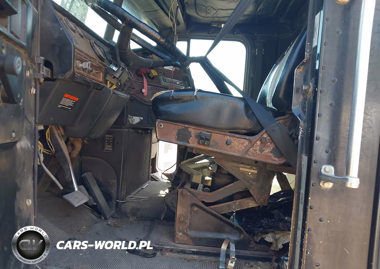 1997 Freightliner Conventional Fld120 VIN:1FUYDSEB8VL844895 - 7