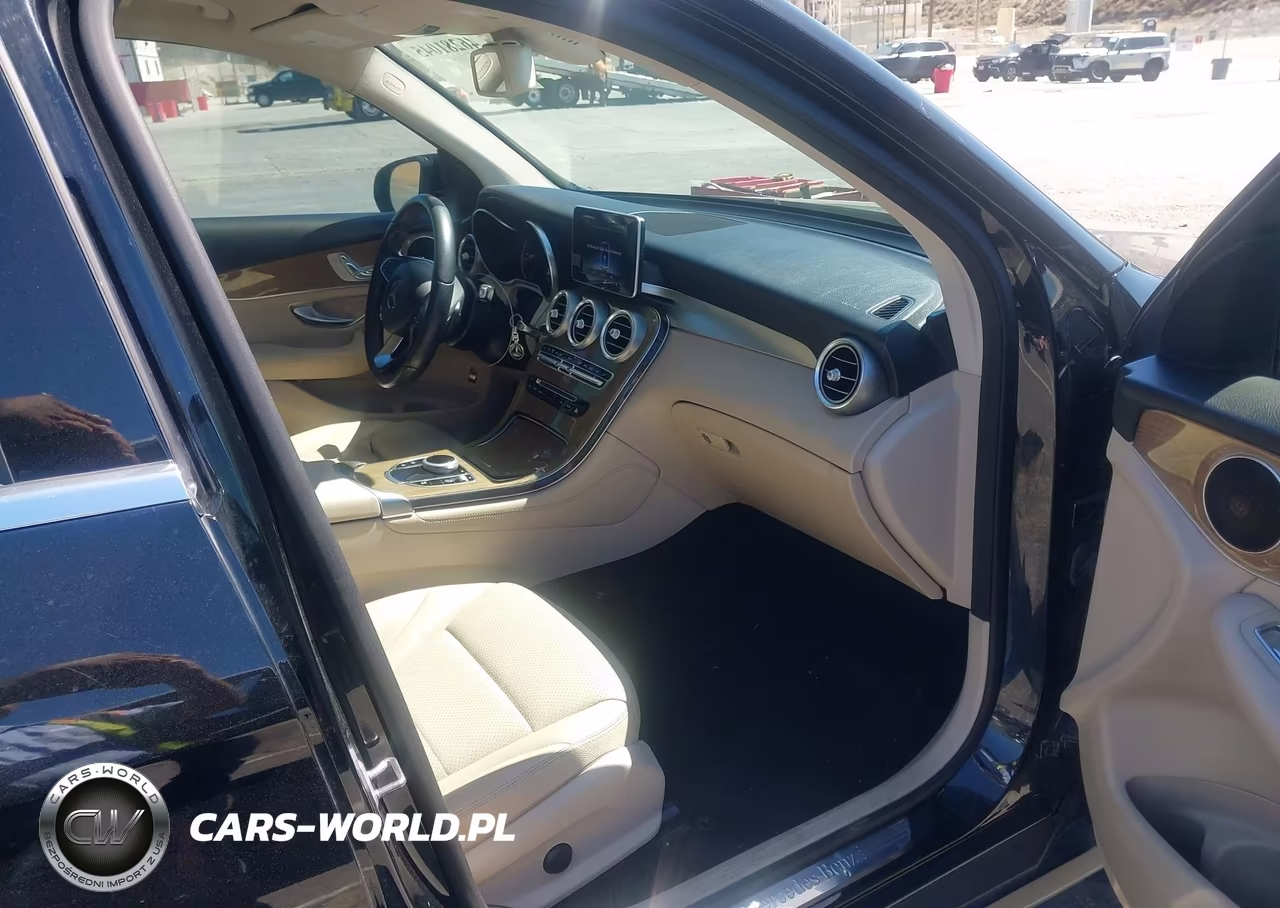 2018 Mercedes-Benz Glc 300 VIN:WDC0G4JB2JV040131 - 5