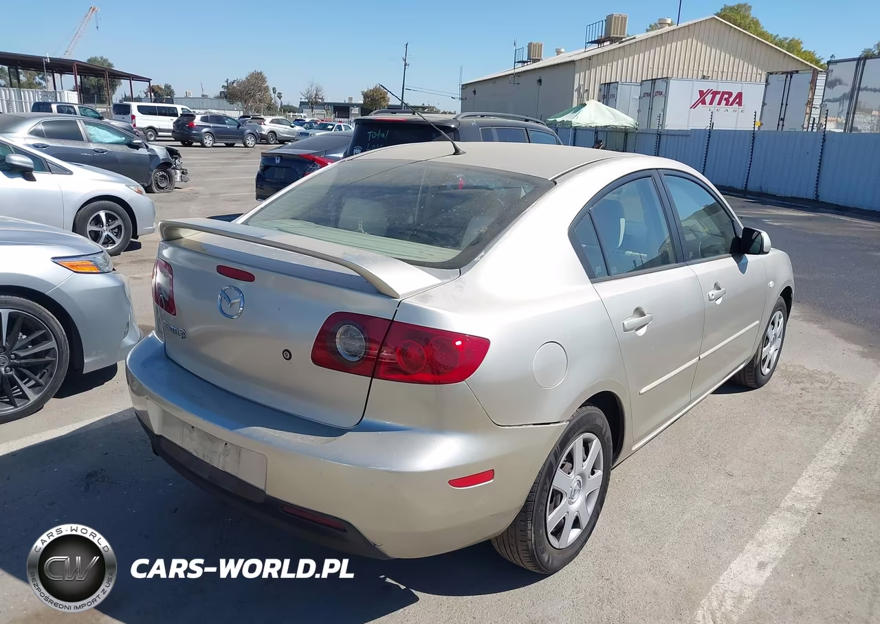 2006 Mazda Mazda3 I VIN:JM1BK12F561403131 - 4