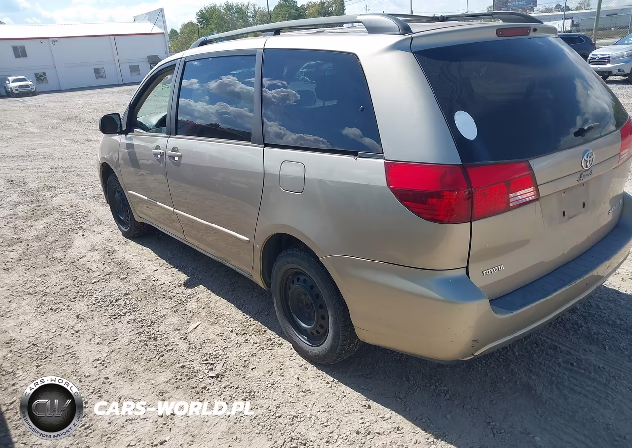 2004 Toyota Sienna Le VIN:5TDZA23C04S118252 - 3
