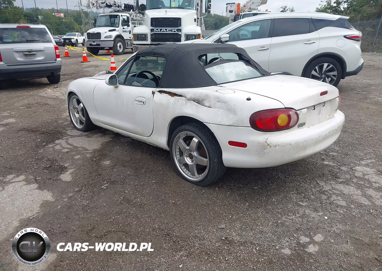 MAZDA MX-5 MIATA VIN:JM1NB3534X0115909 - 3