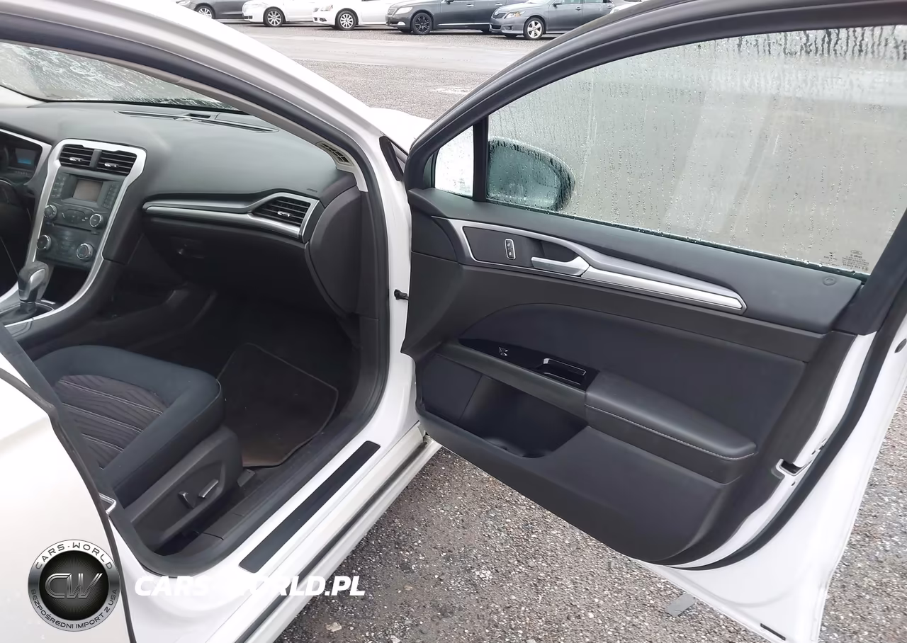 2016 Ford Fusion Se VIN:3FA6P0H7XGR102638 - 5