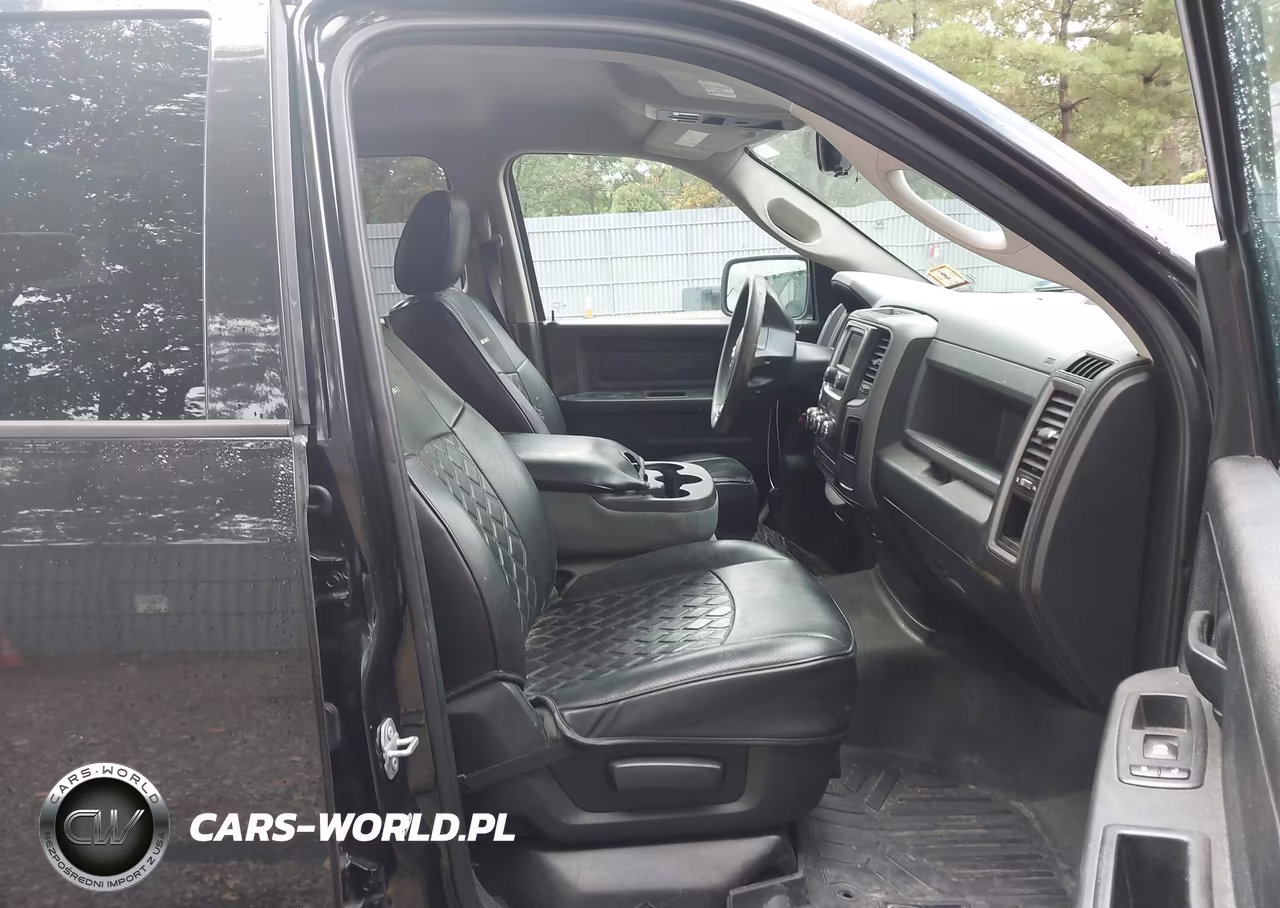 2017 Ram 1500 Express 4X4 6'4 Box VIN:1C6RR7FT3HS838084 - 5