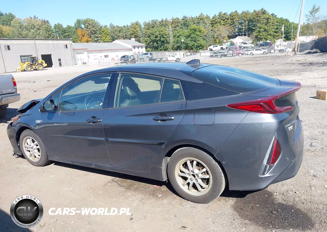 2017 Toyota Prius Prime Advanced VIN:JTDKARFP8H3004841 - 14