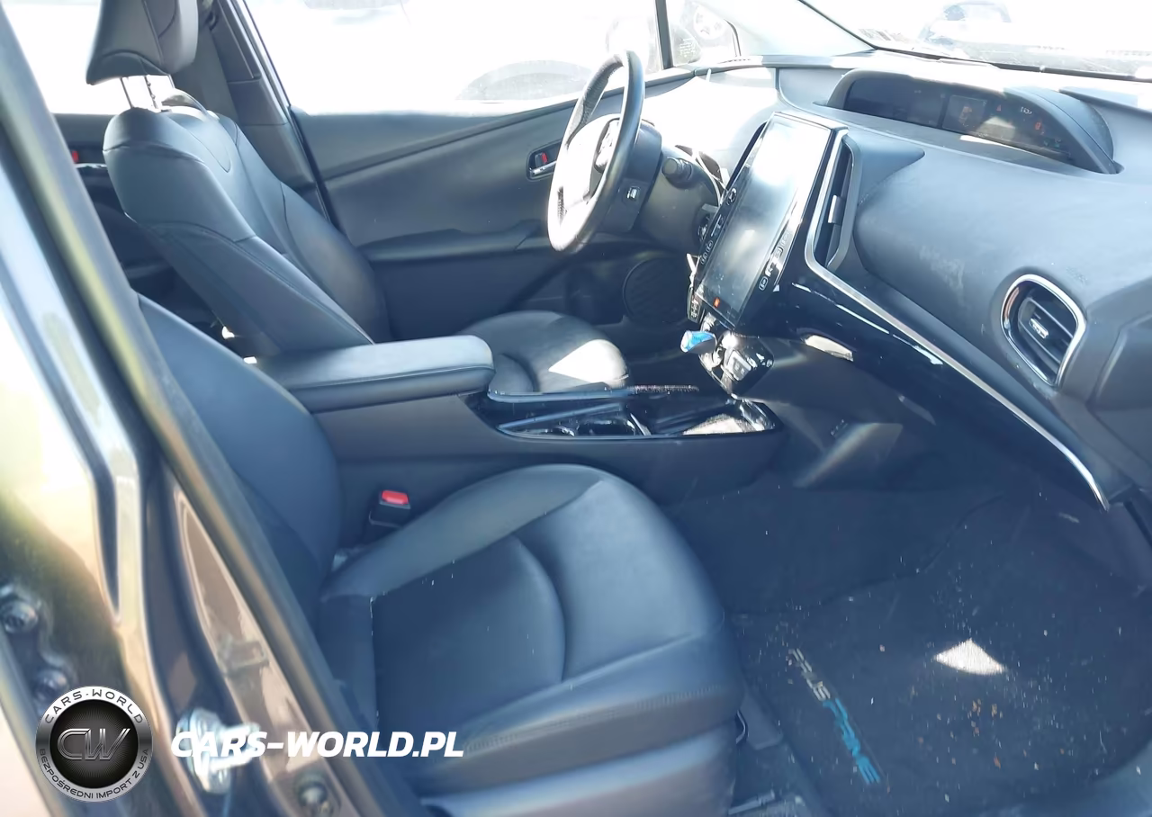 2017 Toyota Prius Prime Advanced VIN:JTDKARFP8H3004841 - 5