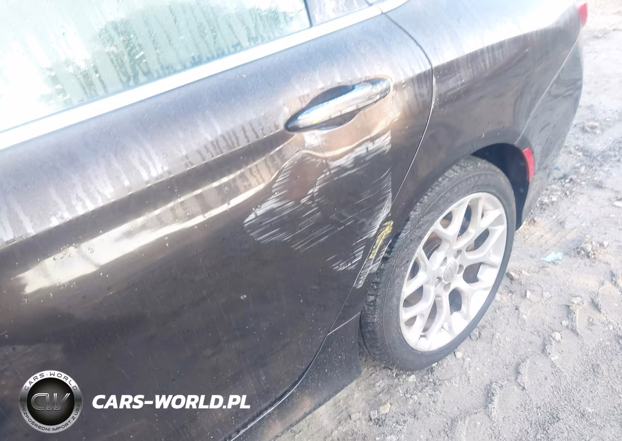 2015 Chrysler 200 C VIN:1C3CCCEG9FN606523 - 13