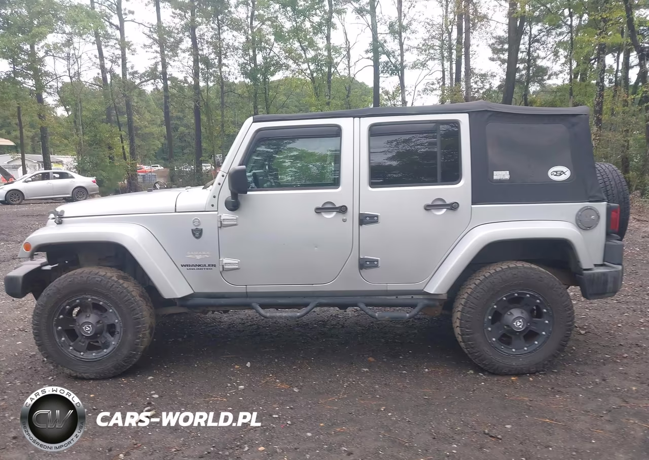 2007 Jeep Wrangler Unlimited Sahara VIN:1J4GA59187L183929 - 14