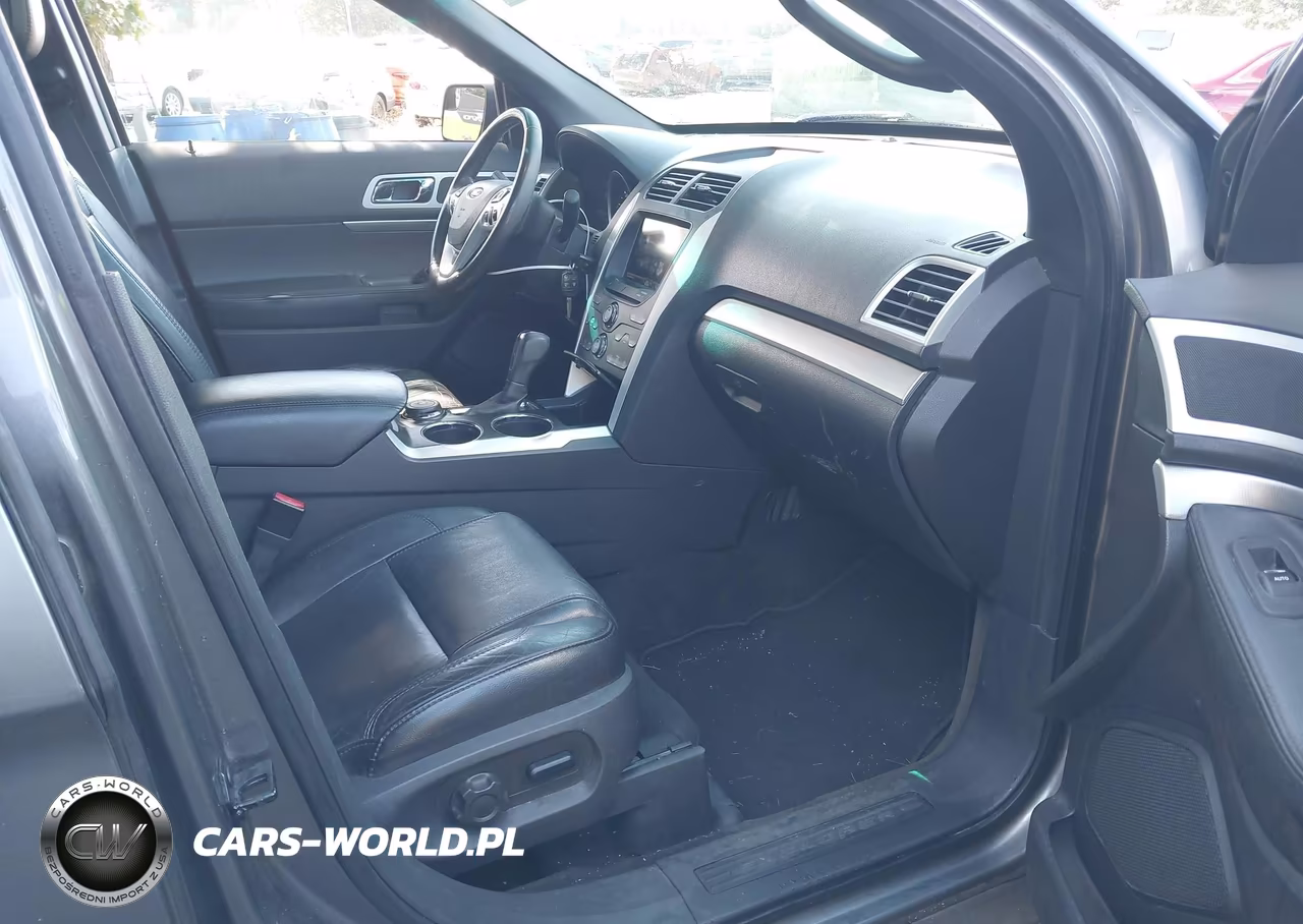 2012 Ford Explorer Xlt VIN:1FMHK8D8XCGA66218 - 5