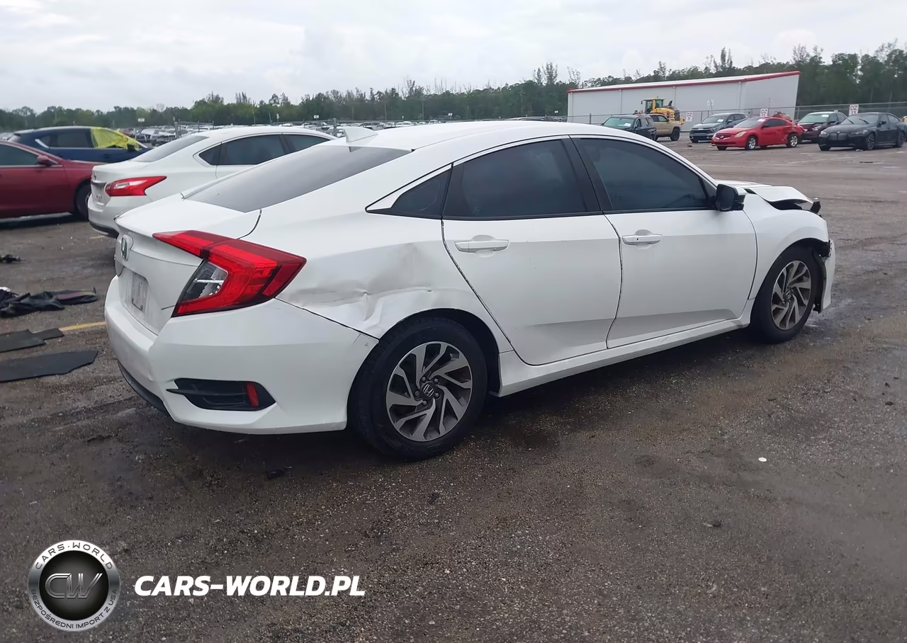 2018 Honda Civic Ex VIN:19XFC2F75JE035708 - 4