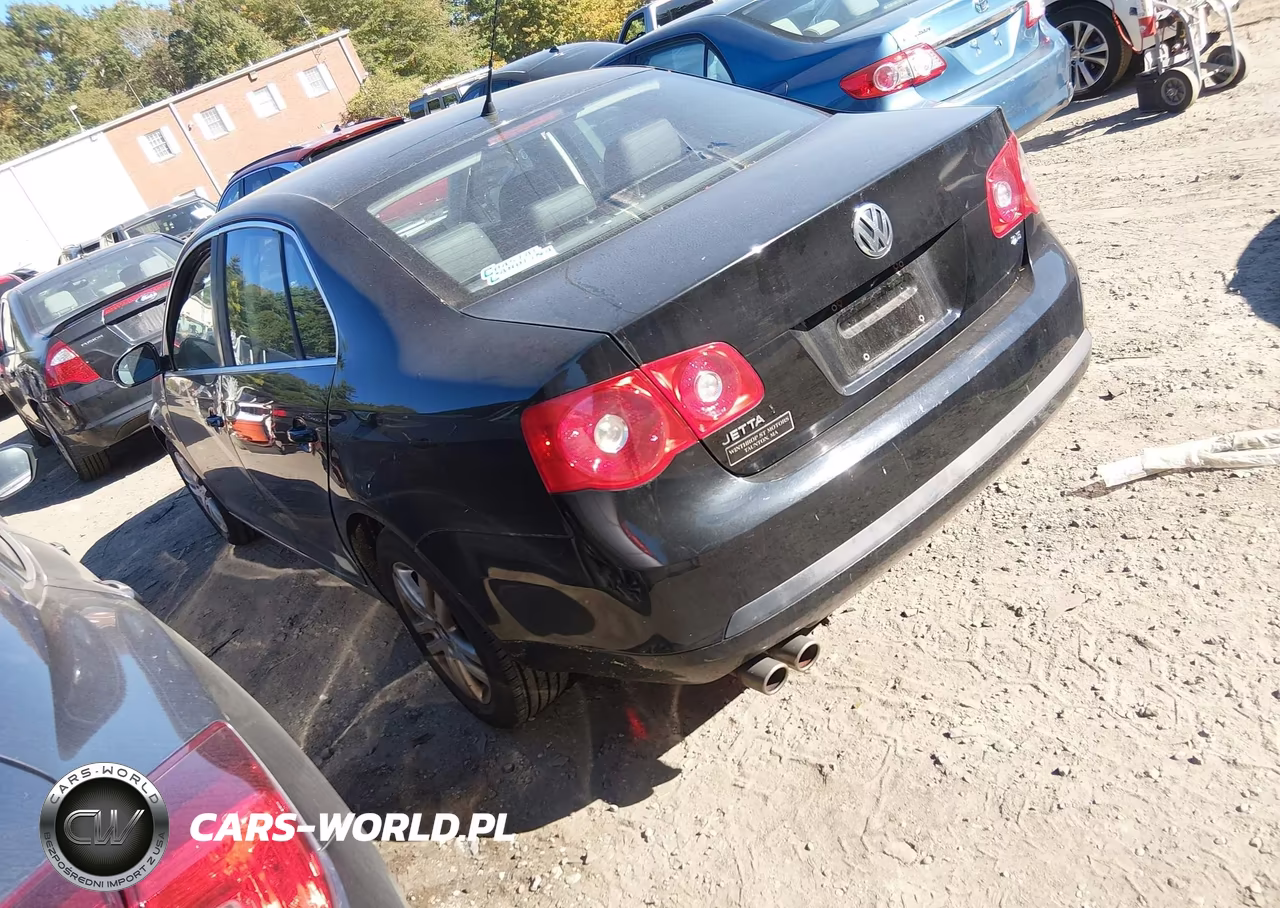 2007 Volkswagen Jetta Wolfsburg Edition VIN:3VWEG71K37M191475 - 3