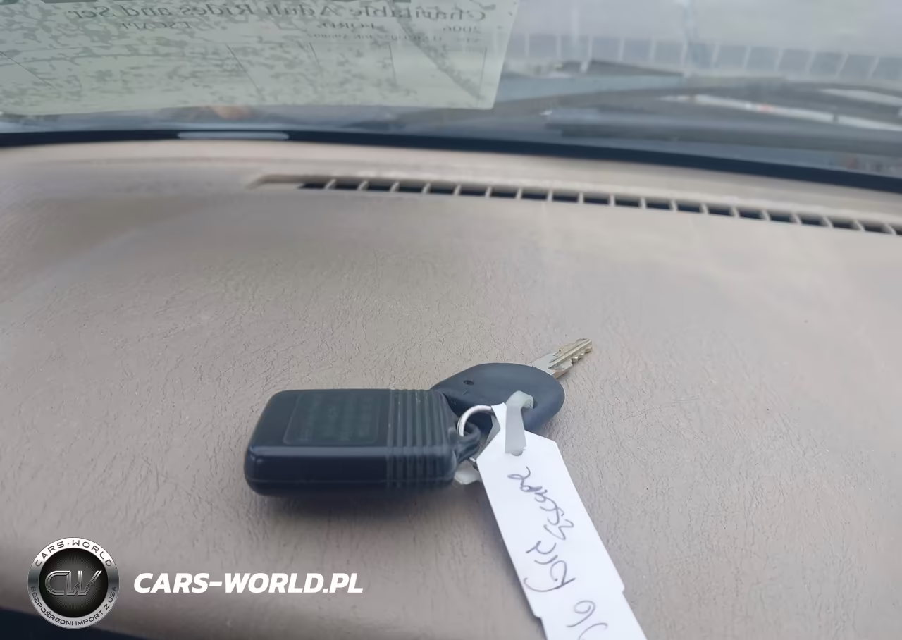 2006 Ford Escape Xls VIN:1FMCU02Z46KA96897 - 11
