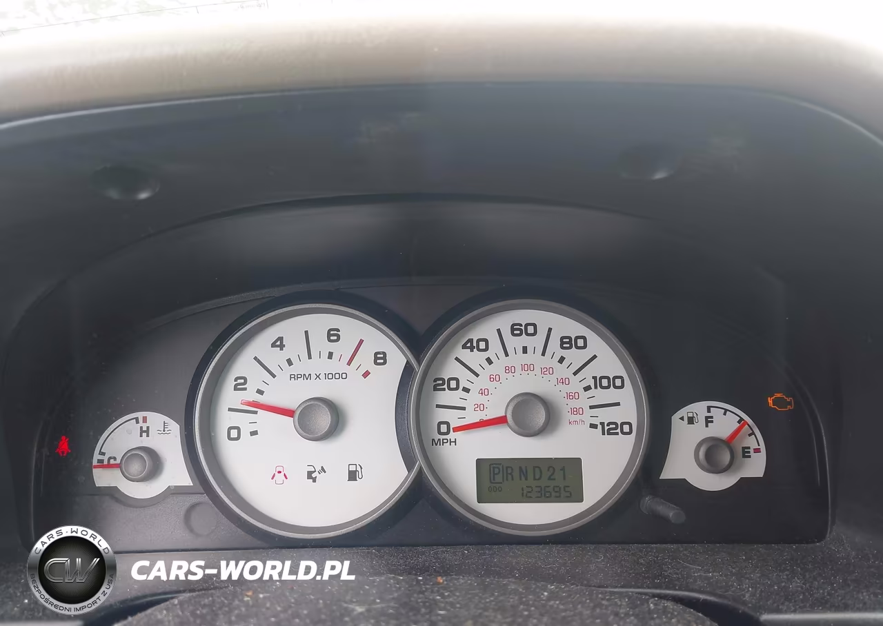 2006 Ford Escape Xls VIN:1FMCU02Z46KA96897 - 7