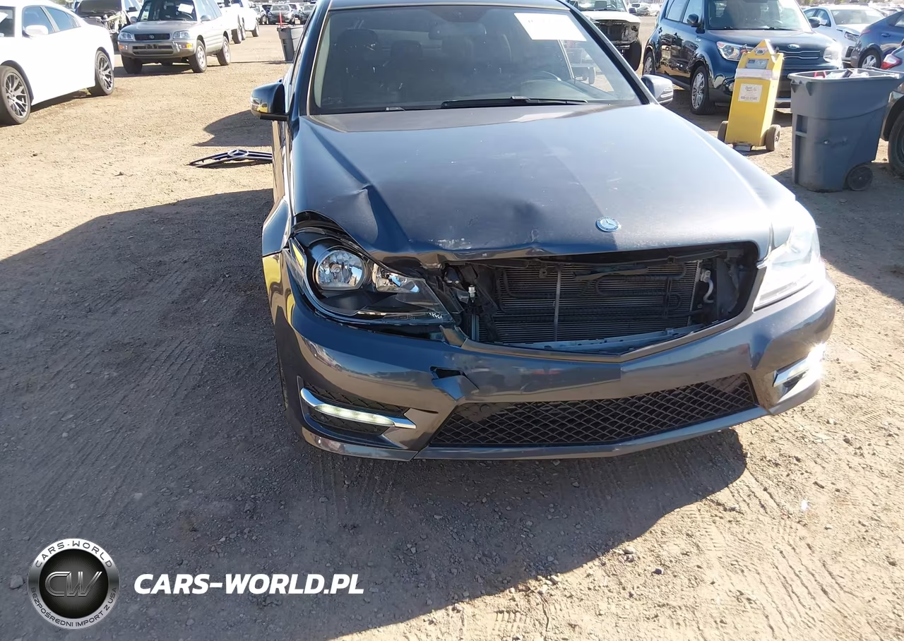 2014 Mercedes-Benz C 250 Sport VIN:WDDGF4HB2EA967369 - 6