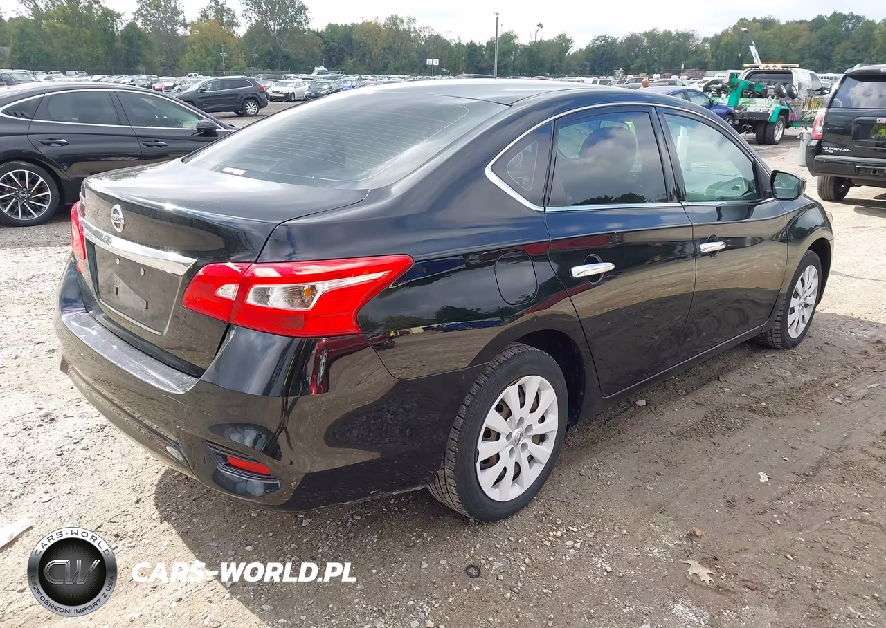 2019 Nissan Sentra S VIN:3N1AB7AP2KY256543 - 4