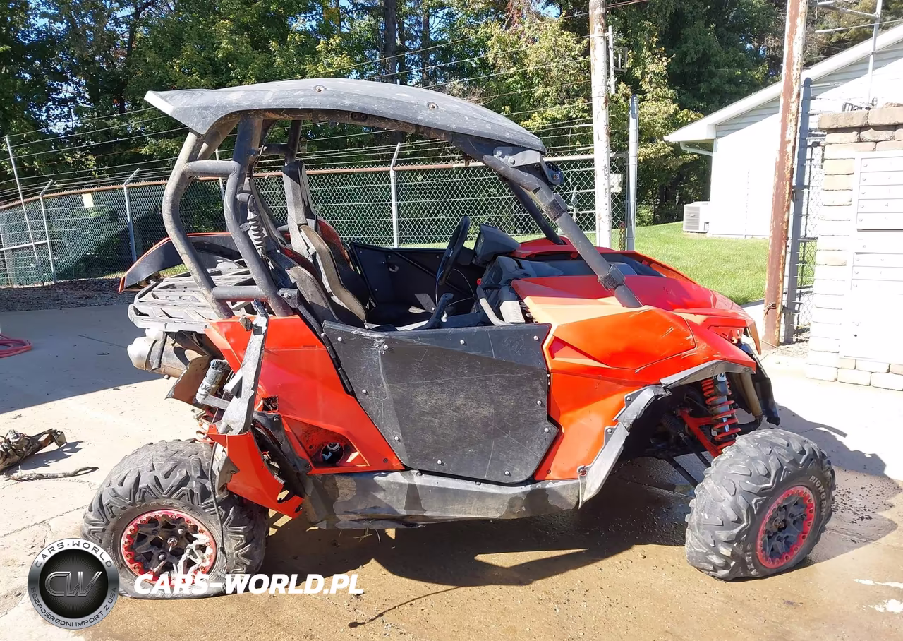 2014 Can-Am Maverick 1000R X Rs Dps VIN:3JBPXHP1XEJ000264 - 13