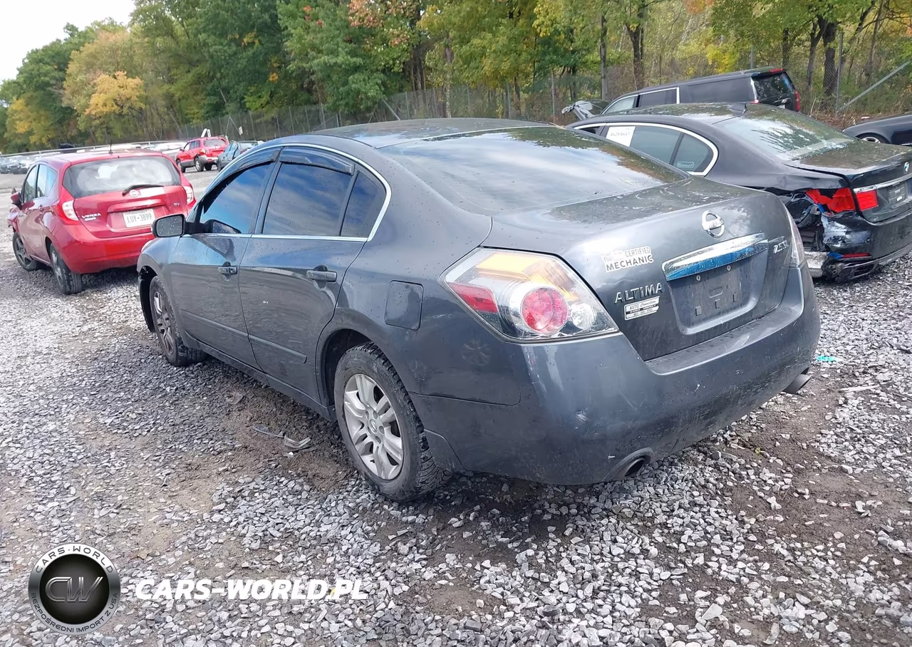 2010 Nissan Altima 2.5 S VIN:1N4AL2AP4AN535135 - 3