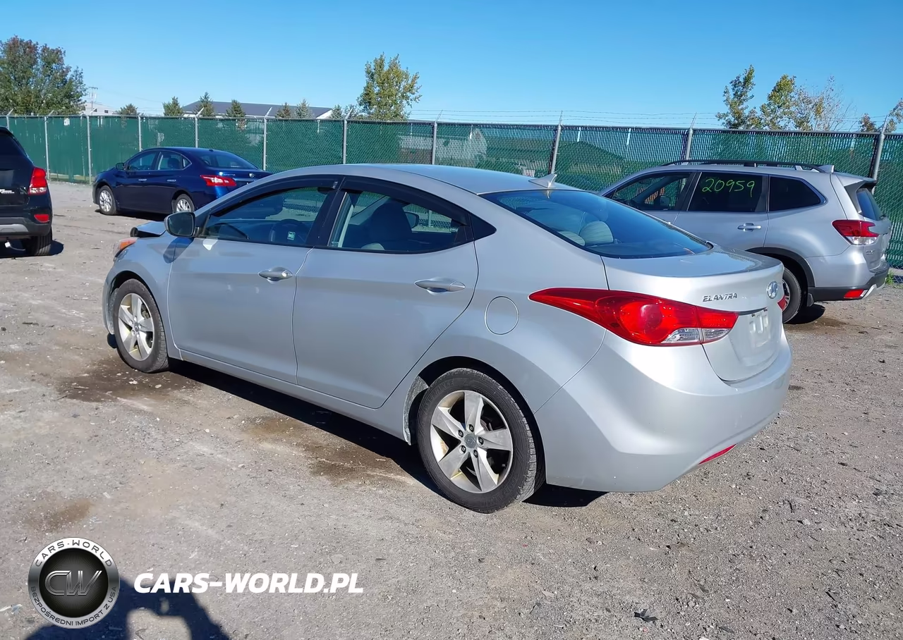 2012 Hyundai Elantra Gls VIN:5NPDH4AE1CH065605 - 3