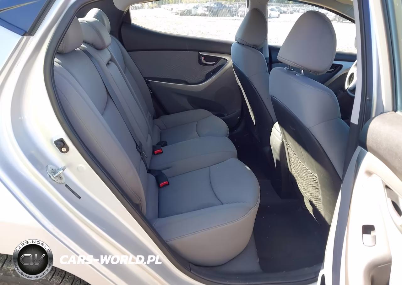 2012 Hyundai Elantra Gls VIN:5NPDH4AE1CH065605 - 8