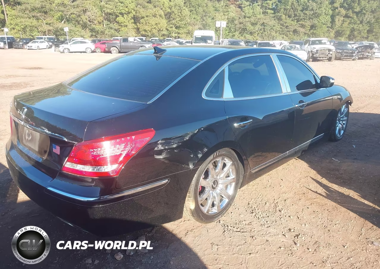 2011 Hyundai Equus Signature VIN:KMHGH4JF8BU042683 - 4
