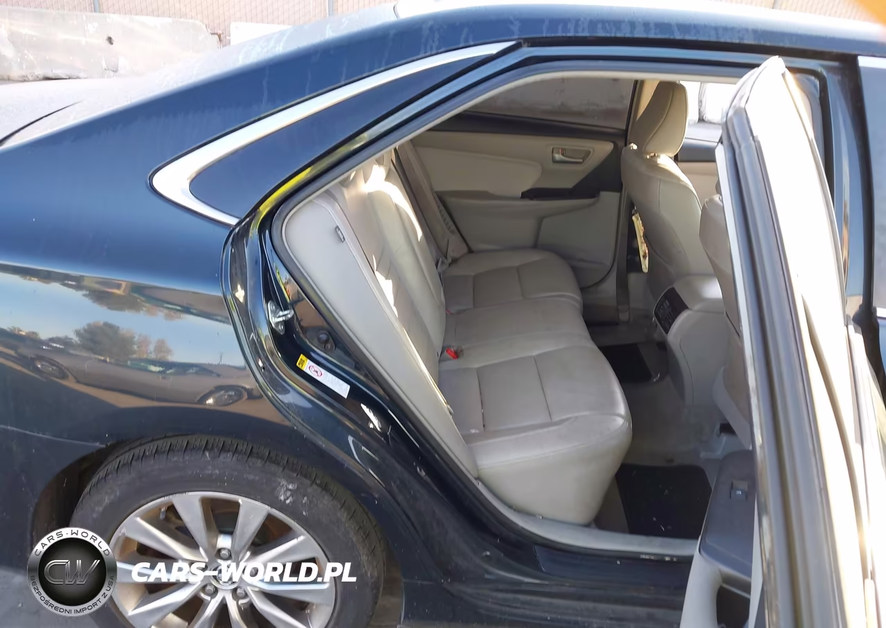 2015 Toyota Camry Hybrid Xle VIN:4T1BD1FK4FU158253 - 8