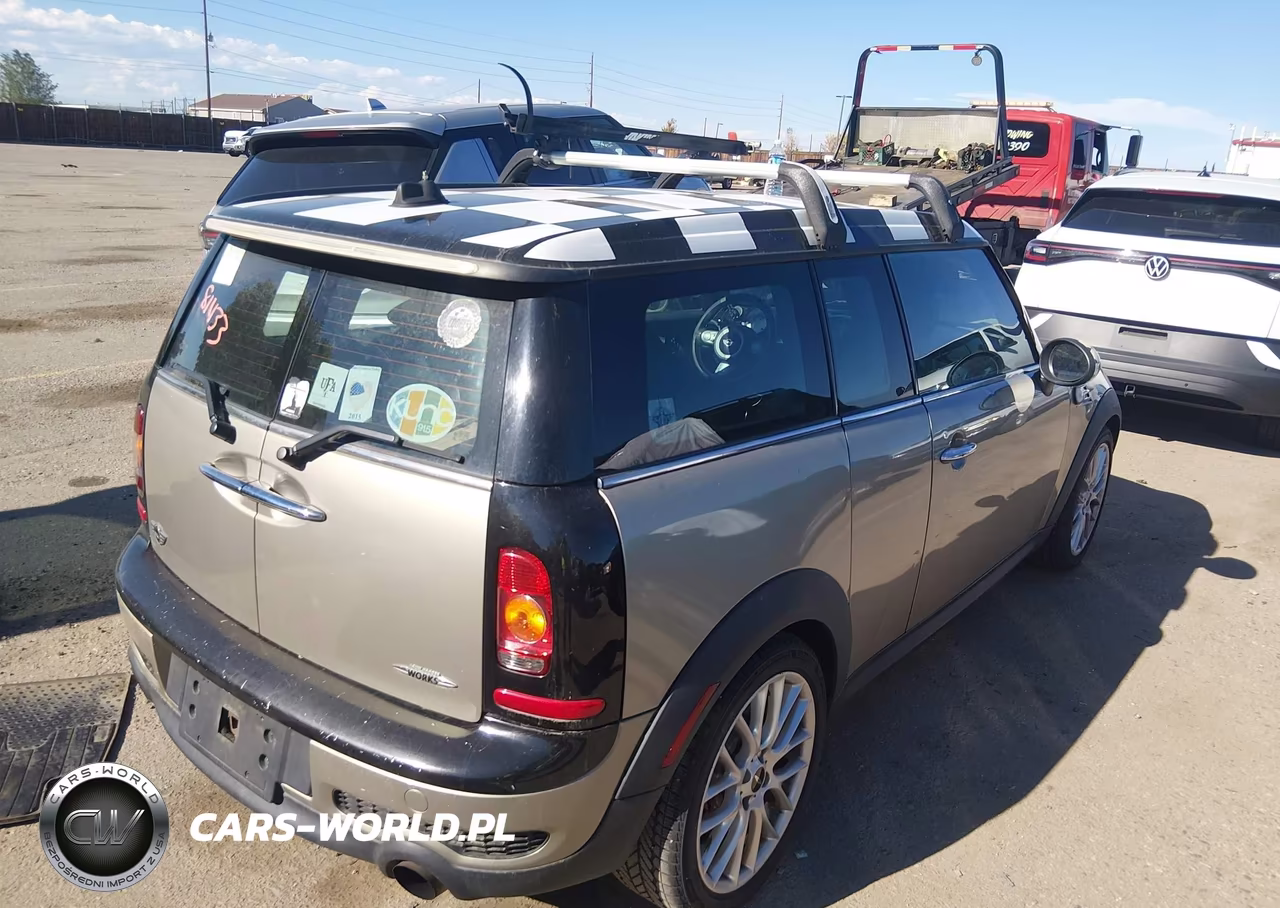 2010 Mini John Cooper Works Clubman VIN:WMWMM9C56ATL04349 - 4