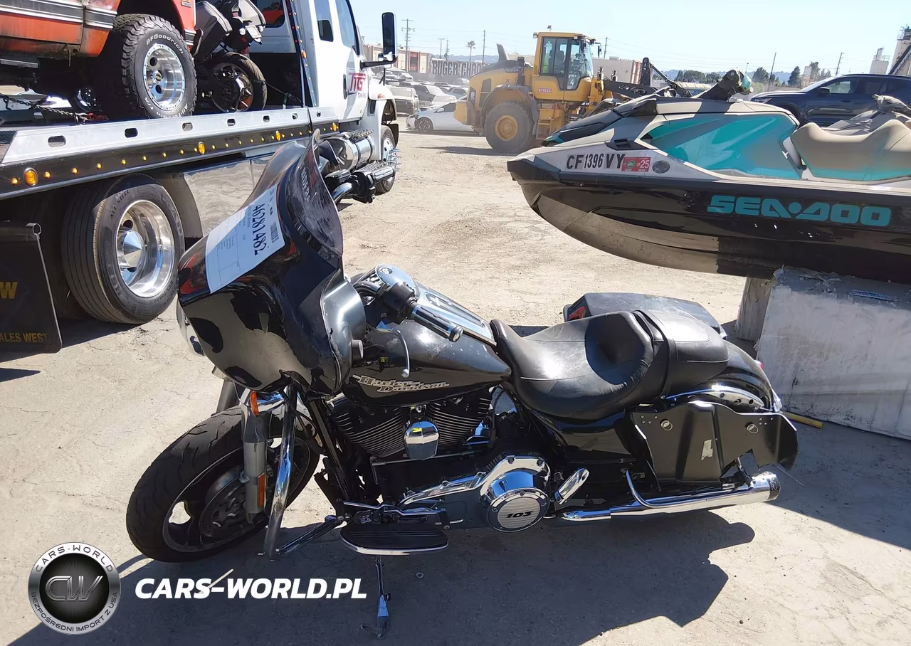 2012 Harley-Davidson Flhx Street Glide VIN:1HD1KBM31CB634326 - 14