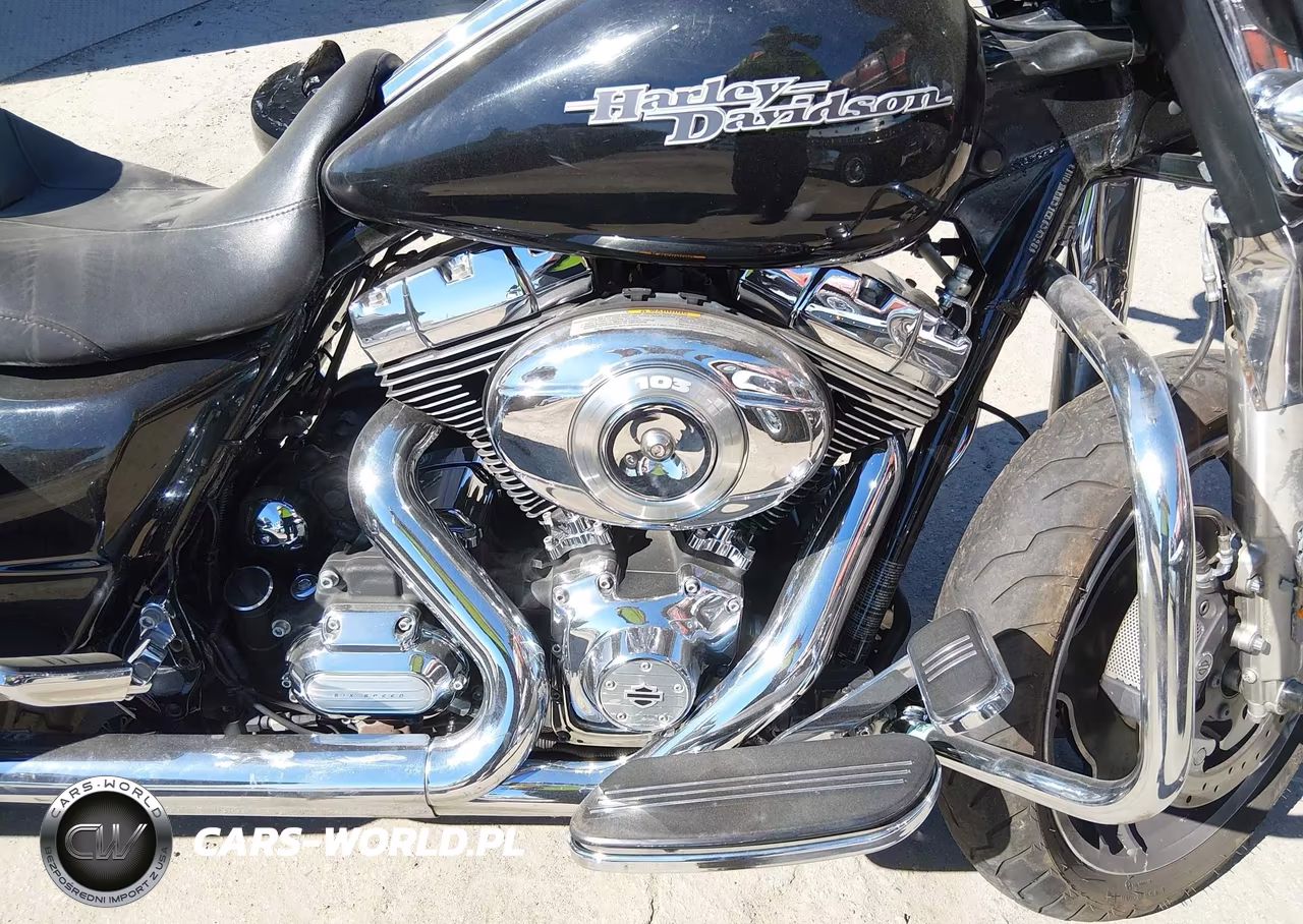 2012 Harley-Davidson Flhx Street Glide VIN:1HD1KBM31CB634326 - 8