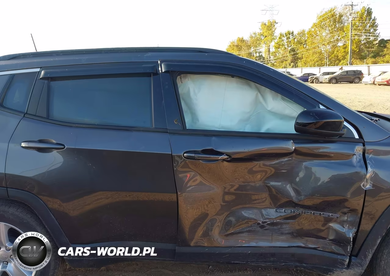 2022 Jeep Compass Latitude VIN:3C4NJCBB9NT138133 - 13