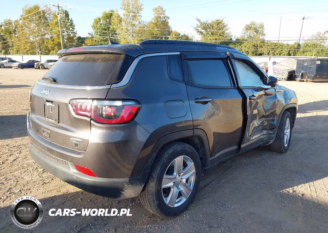 2022 Jeep Compass Latitude VIN:3C4NJCBB9NT138133 - 4
