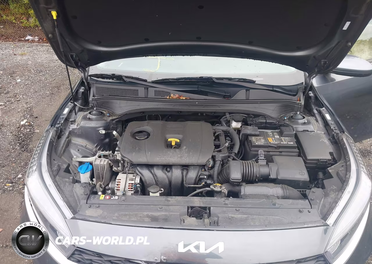 2024 Kia Forte Lxs VIN:3KPF24AD2RE758259 - 10
