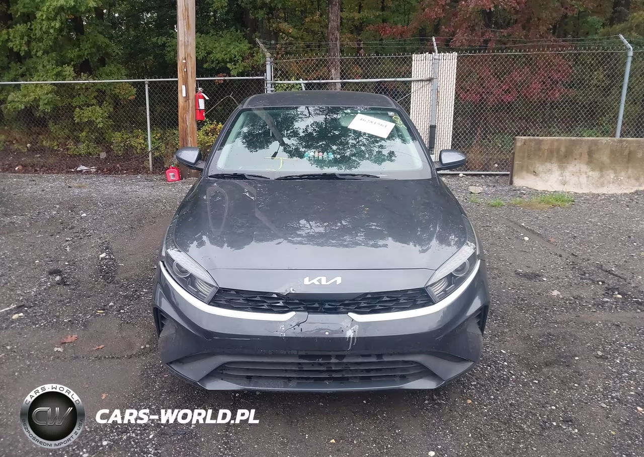 2024 Kia Forte Lxs VIN:3KPF24AD2RE758259 - 12