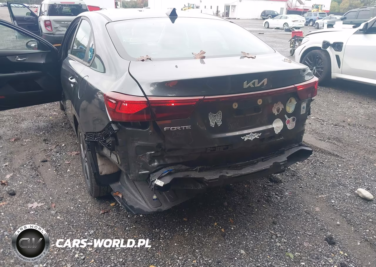 2024 Kia Forte Lxs VIN:3KPF24AD2RE758259 - 6