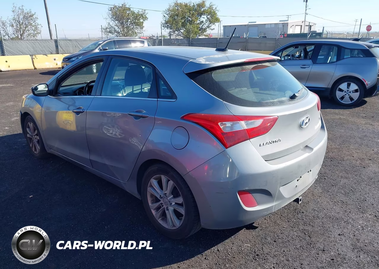 2015 Hyundai Elantra Gt VIN:KMHD35LH5FU242366 - 3