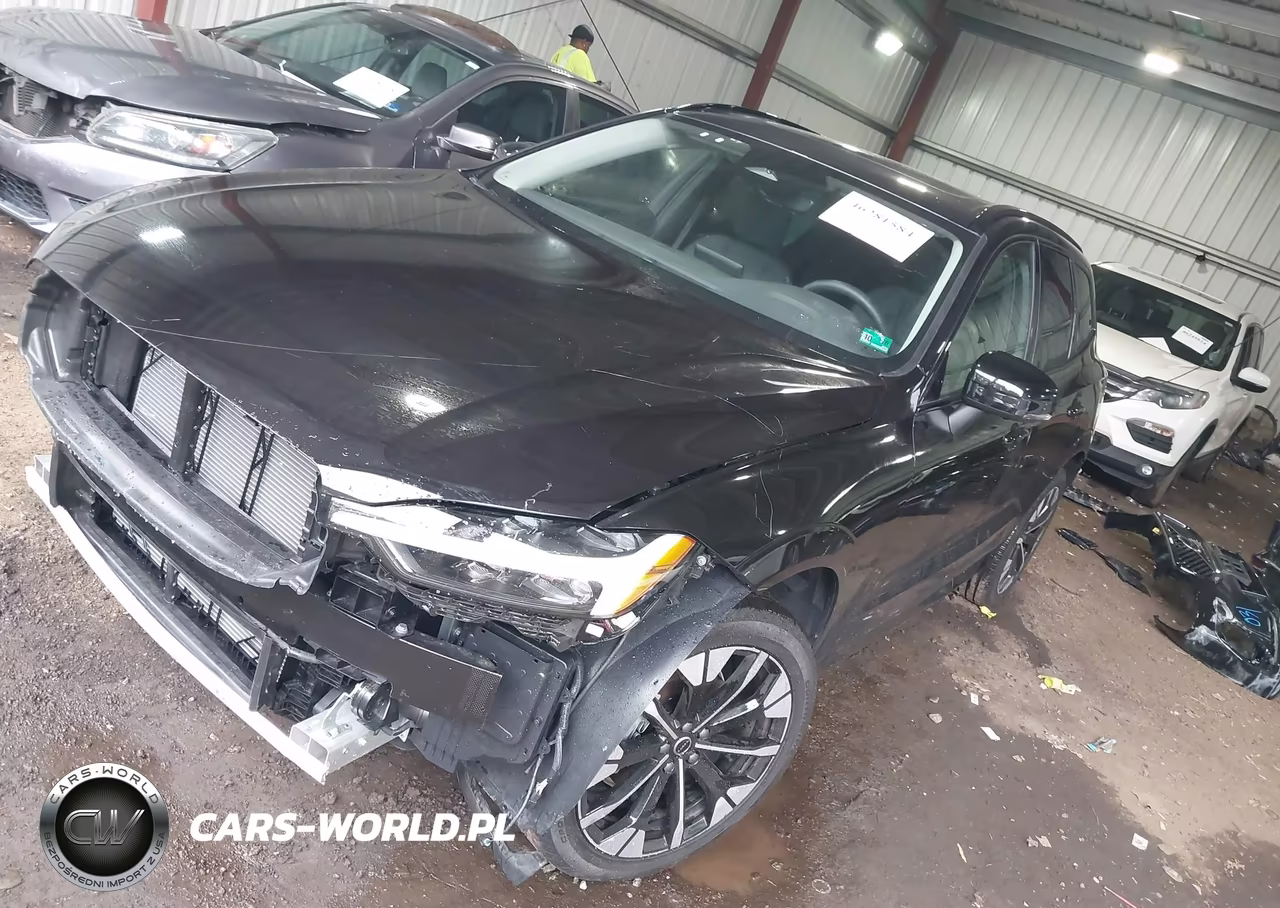 2026 Volvo Xc60 B5 Plus VIN:YV4M12RC4T1374534 - 2