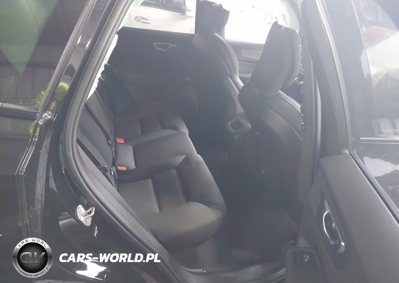 2026 Volvo Xc60 B5 Plus VIN:YV4M12RC4T1374534 - 8