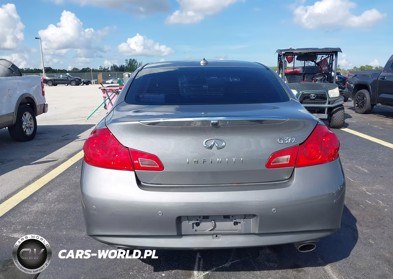 INFINITI G37X VIN:JN1CV6AR3DM761931 - 16