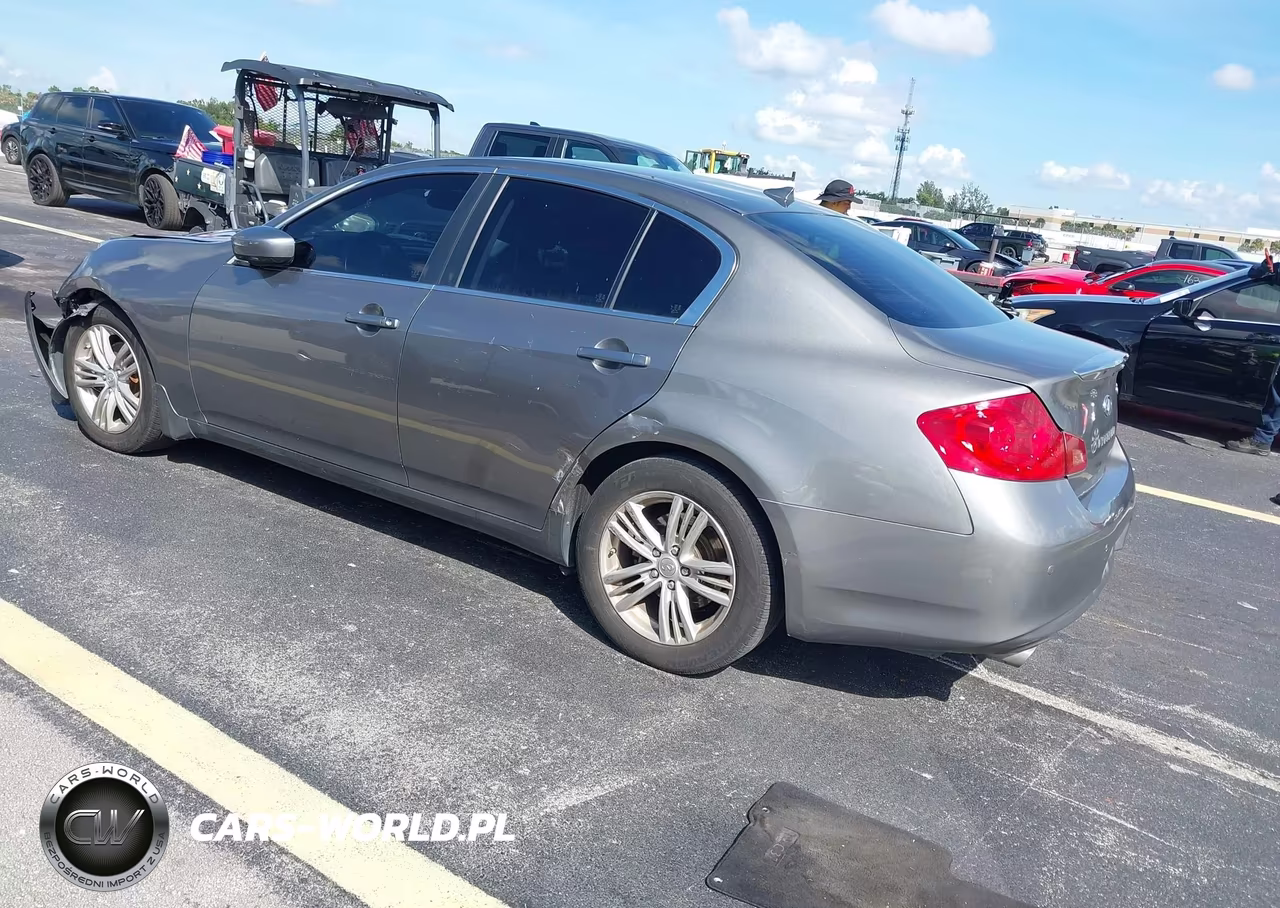 INFINITI G37X VIN:JN1CV6AR3DM761931 - 3