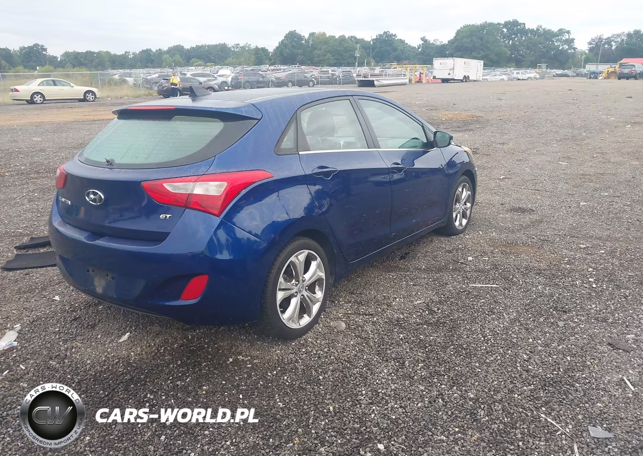 2013 Hyundai Elantra Gt VIN:KMHD35LE4DU055249 - 4