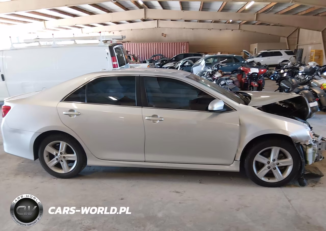 2014 Toyota Camry Se VIN:4T1BF1FK1EU398451 - 14