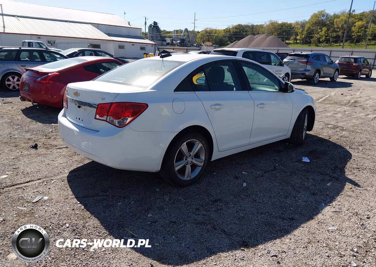 2015 Chevrolet Cruze 2Lt Auto VIN:1G1PE5SB6F7253389 - 4