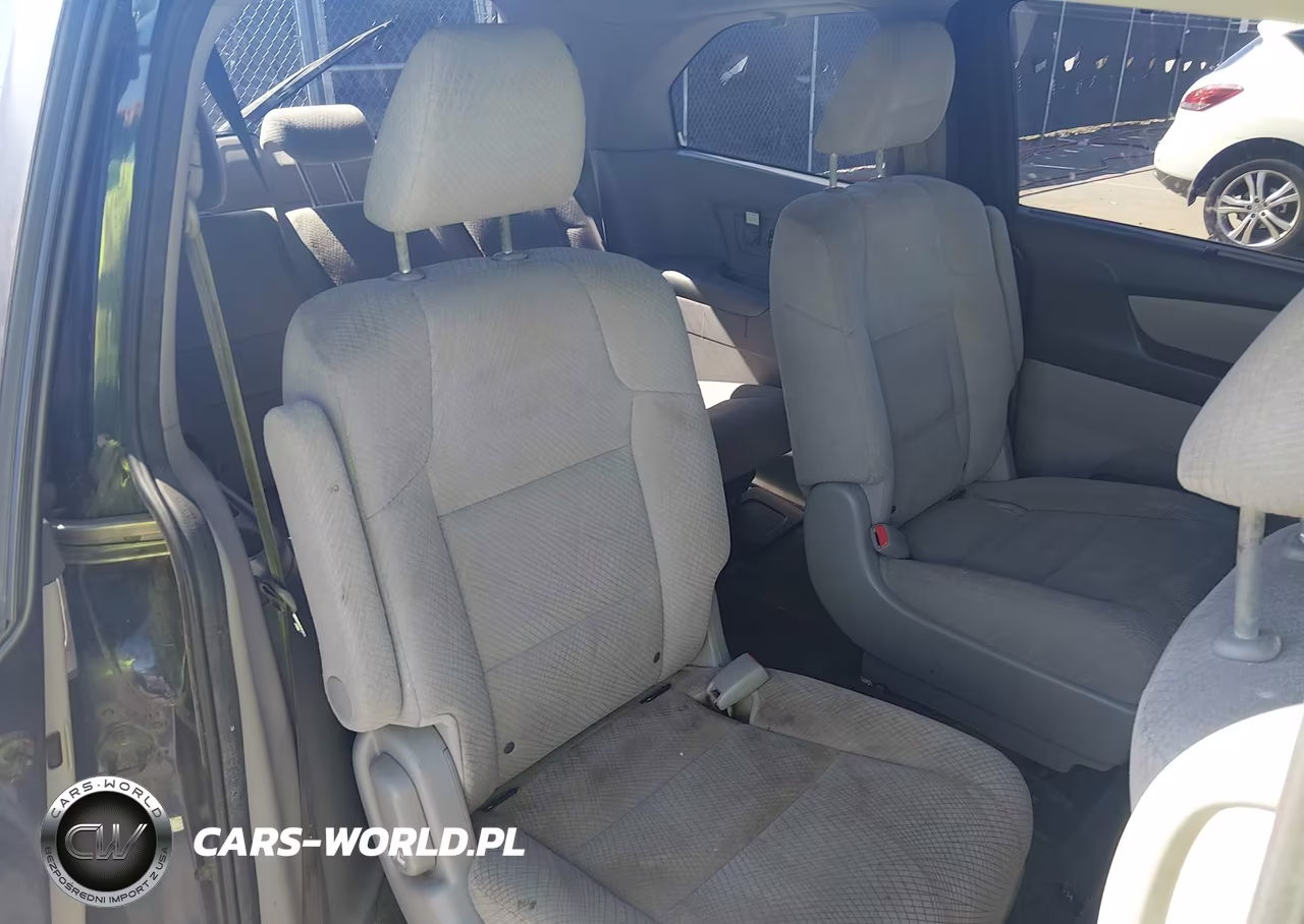 2016 Honda Odyssey Se VIN:5FNRL5H3XGB080381 - 8
