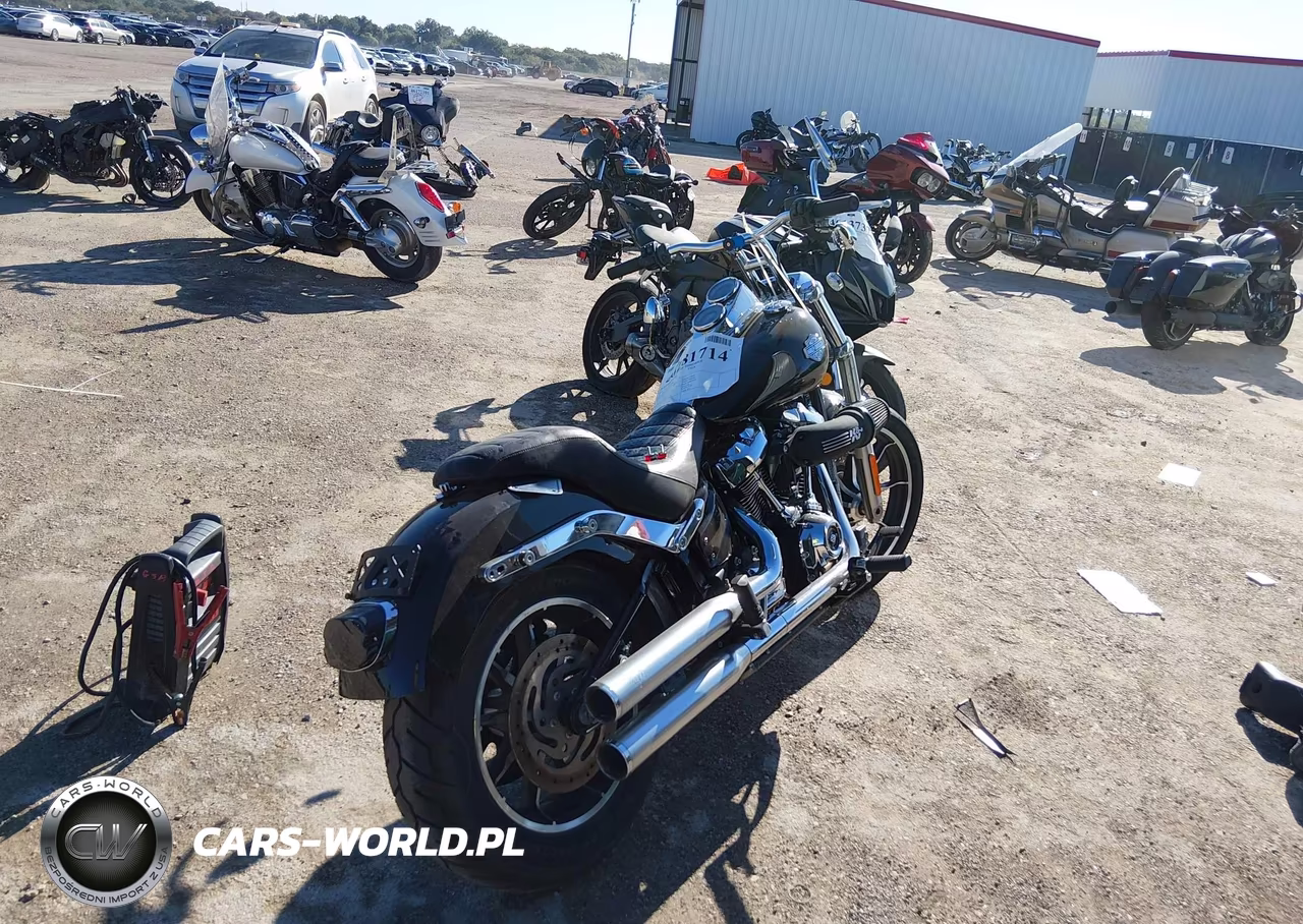 2018 Harley-Davidson Fxlr Low Rider VIN:1HD1YNJ13JC054800 - 4