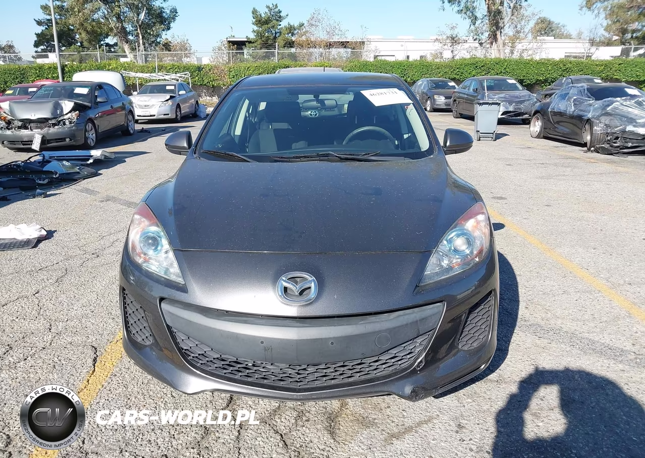 2012 Mazda Mazda3 I Touring VIN:JM1BL1L88C1546812 - 12
