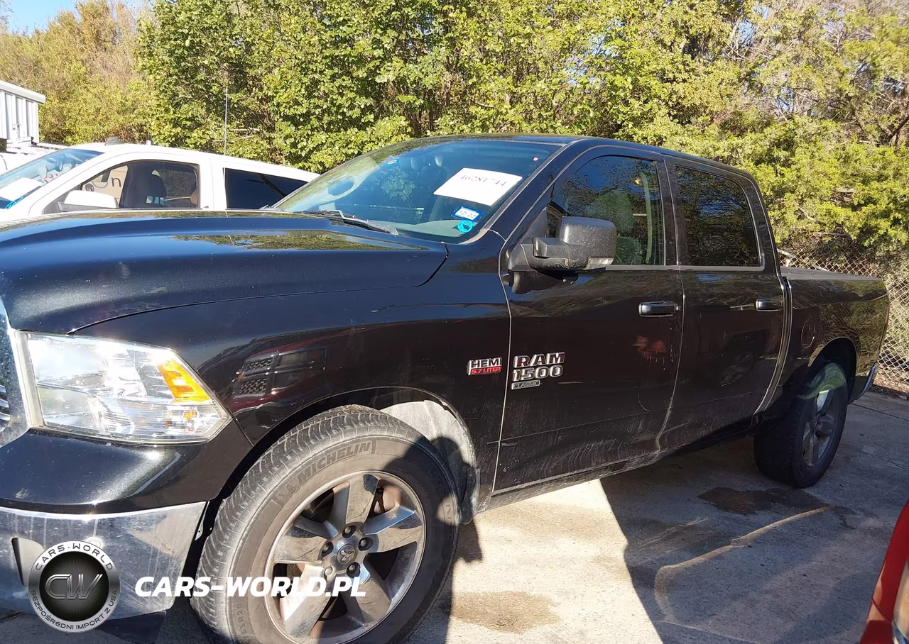2019 Ram 1500 Classic Lone Star 4X2 5'7 Box VIN:1C6RR6LT2KS539434 - 14