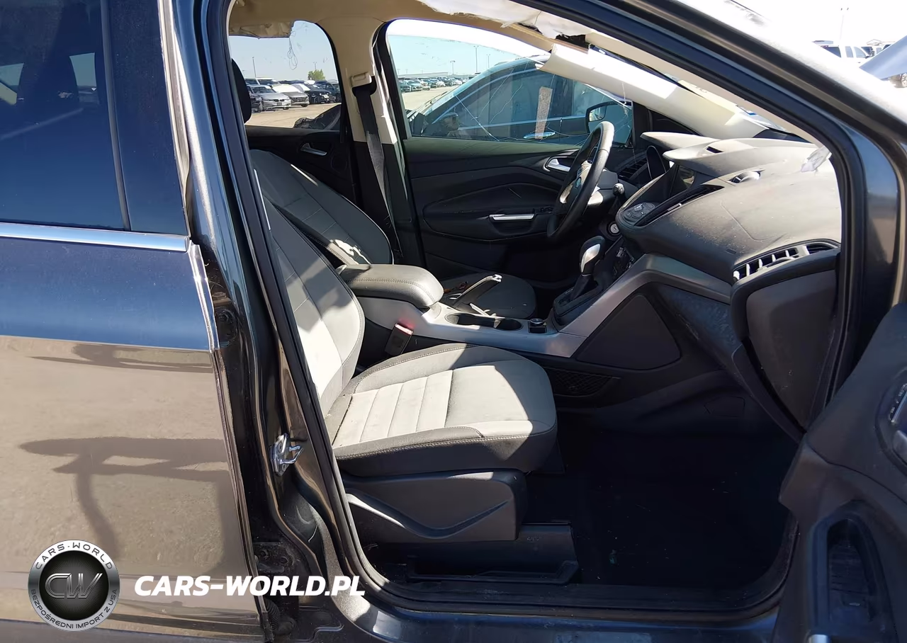 2016 Ford Escape Se VIN:1FMCU9G94GUB82813 - 5