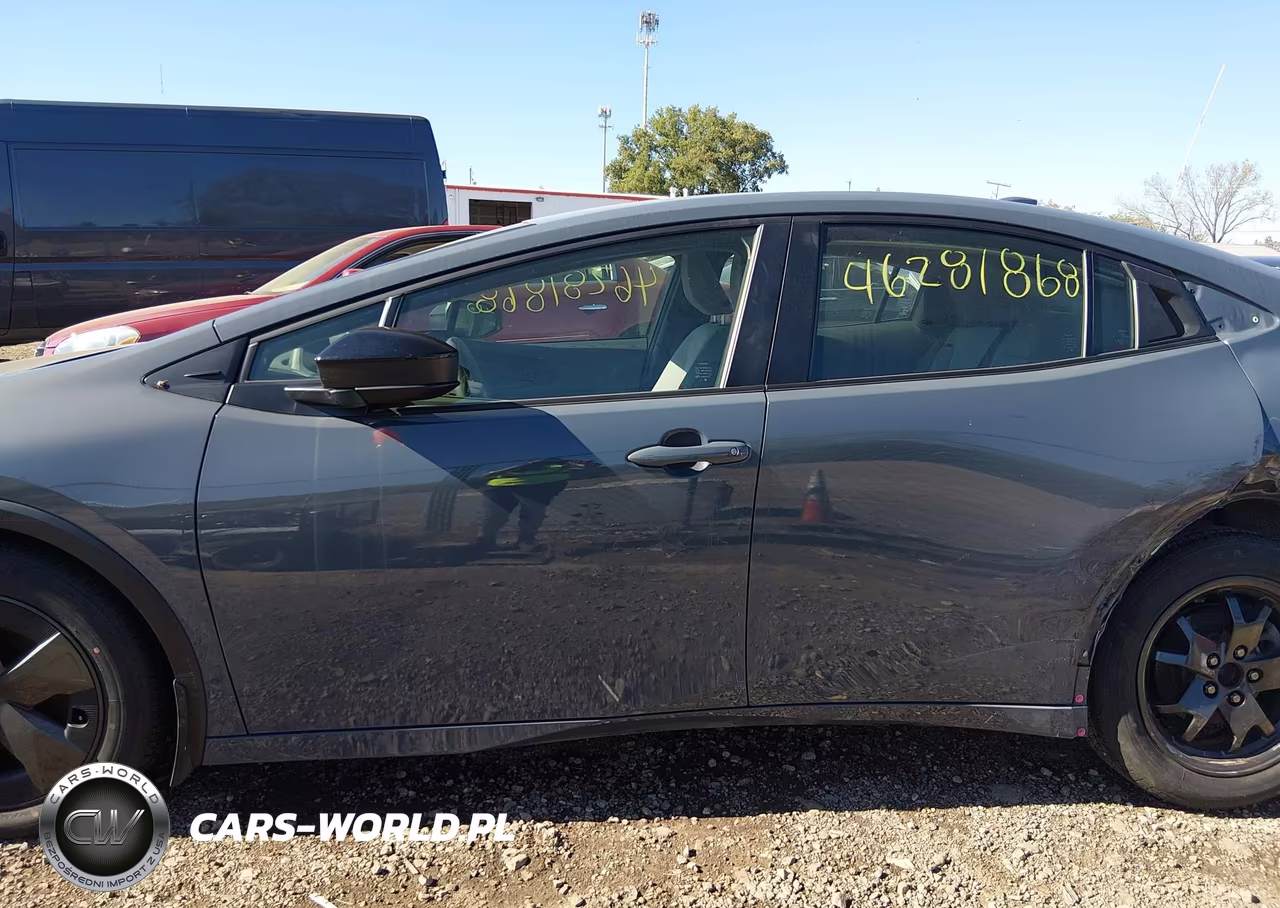 2024 Toyota Prius Le VIN:JTDACAAUXR3037930 - 15