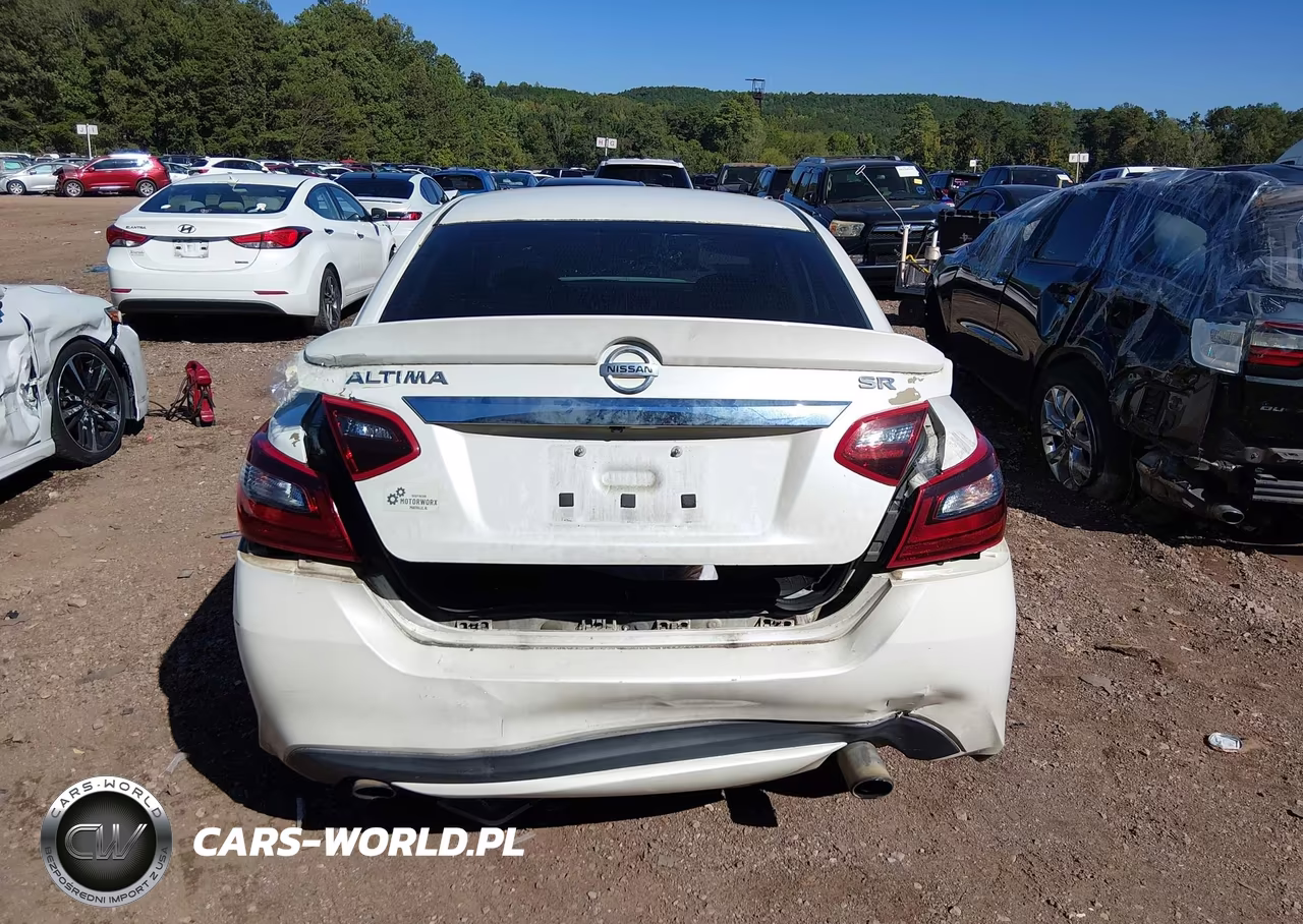 2017 Nissan Altima 2.5 Sr VIN:1N4AL3AP3HC125924 - 17