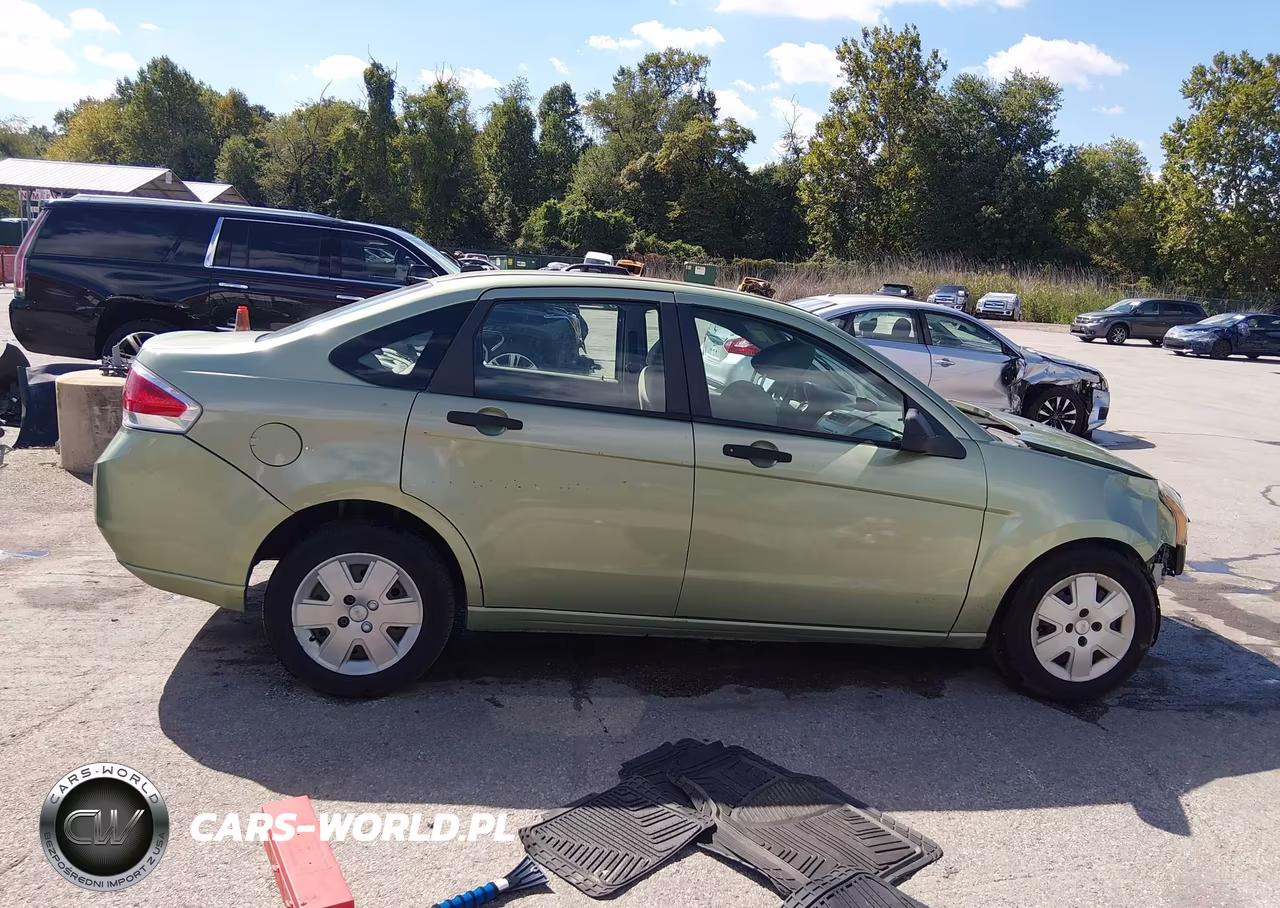2008 Ford Focus S VIN:1FAHP34N88W254799 - 13