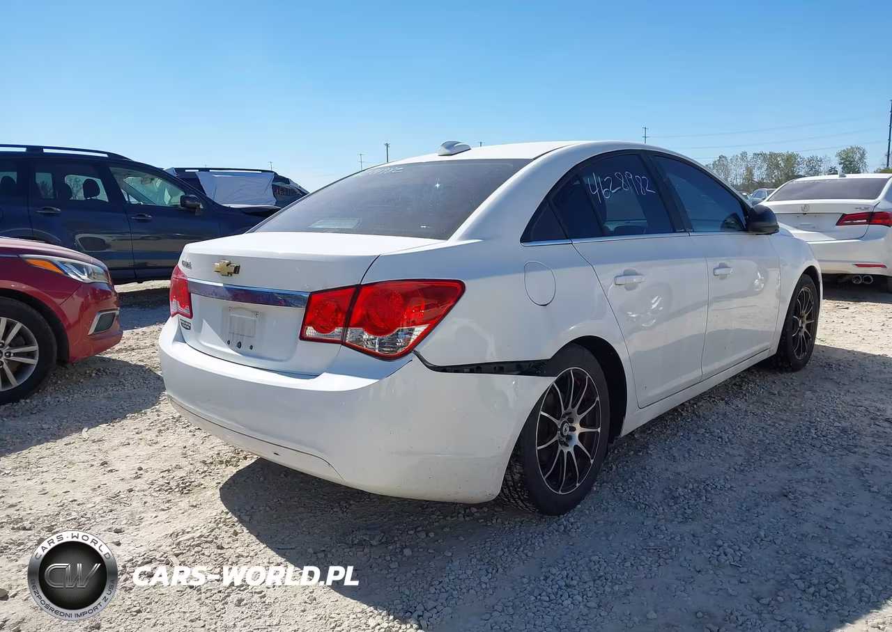 2012 Chevrolet Cruze Ls VIN:1G1PC5SH6C7299780 - 4
