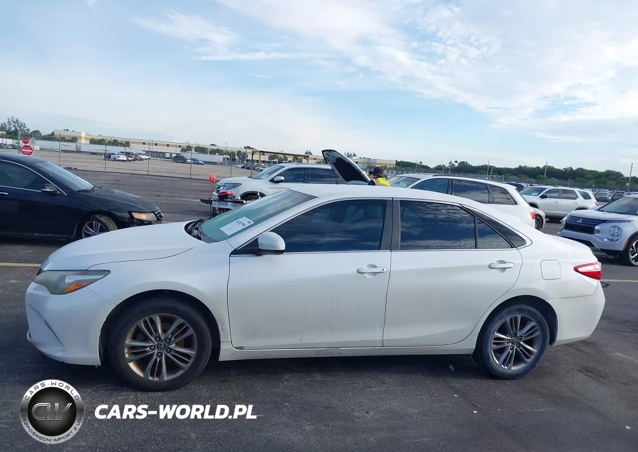 2017 Toyota Camry Se VIN:4T1BF1FK7HU722278 - 14